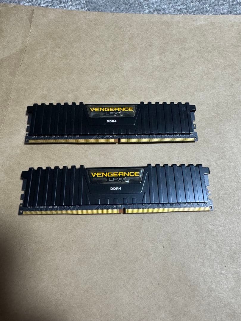 CORSAIR DDR4-2666MHz メモリ　16GB(8GB×2枚)