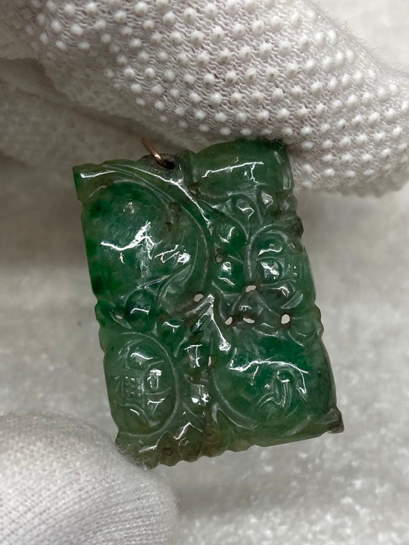 天然 古翡翠 清代 糸引透彫 K10 ペンダント 玉佩 根付