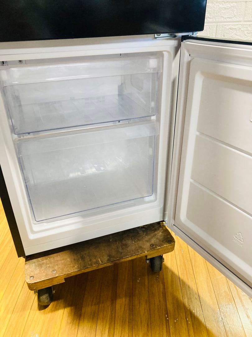 ③ ハイアール ノンフロン冷凍冷蔵庫 JR-NF121NJ