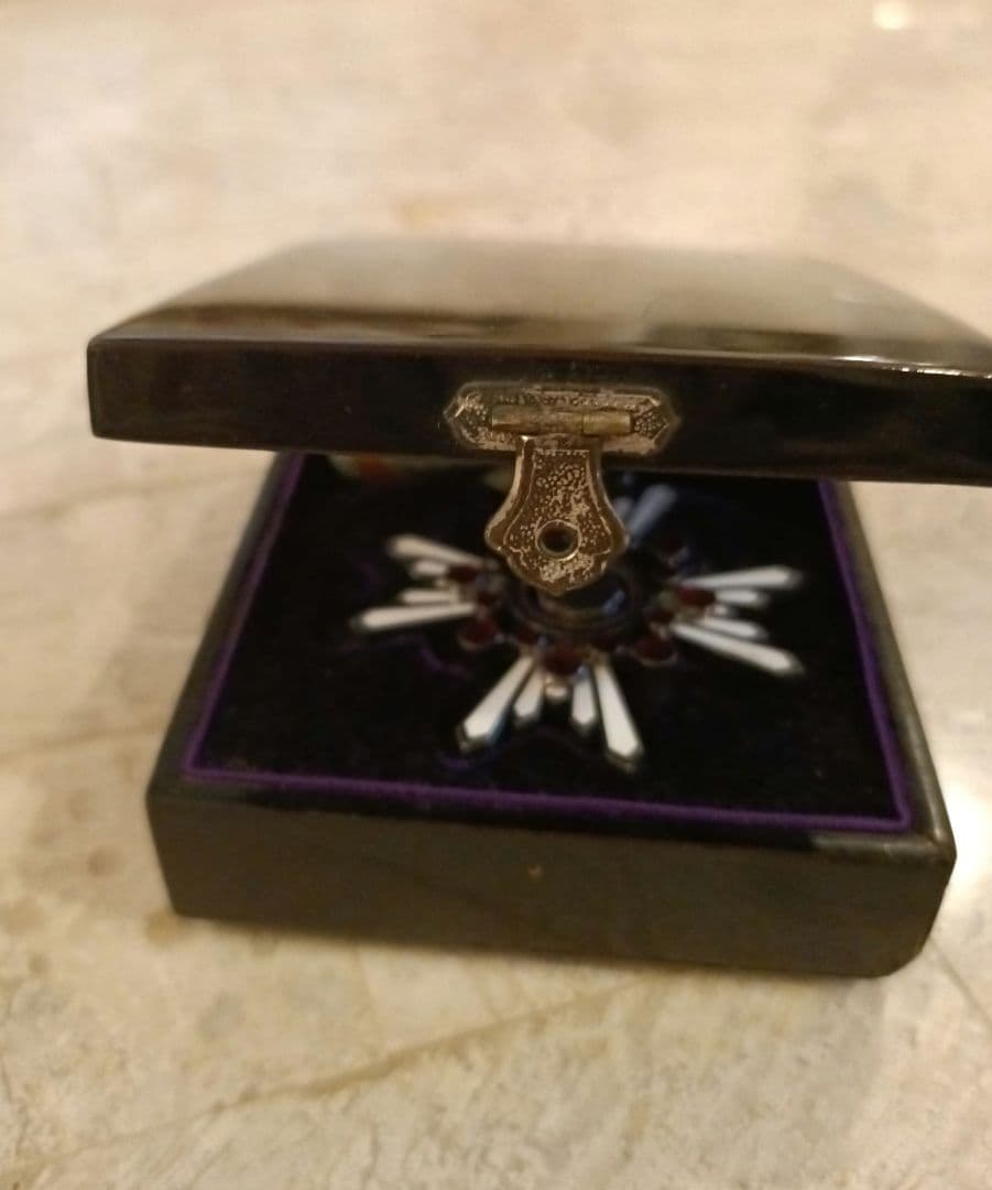 勲五等瑞宝章　箱、略授付き