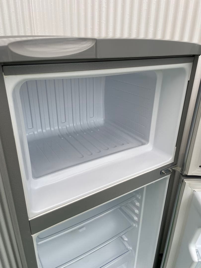 899 アクア トップフリーザー 2ドア冷蔵庫 シルバー 一人暮らし 単身