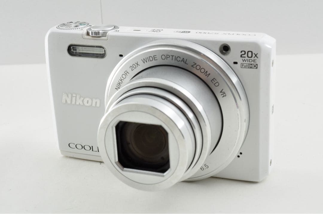 Nikon COOLPIX S7000 ホワイト デジカメ