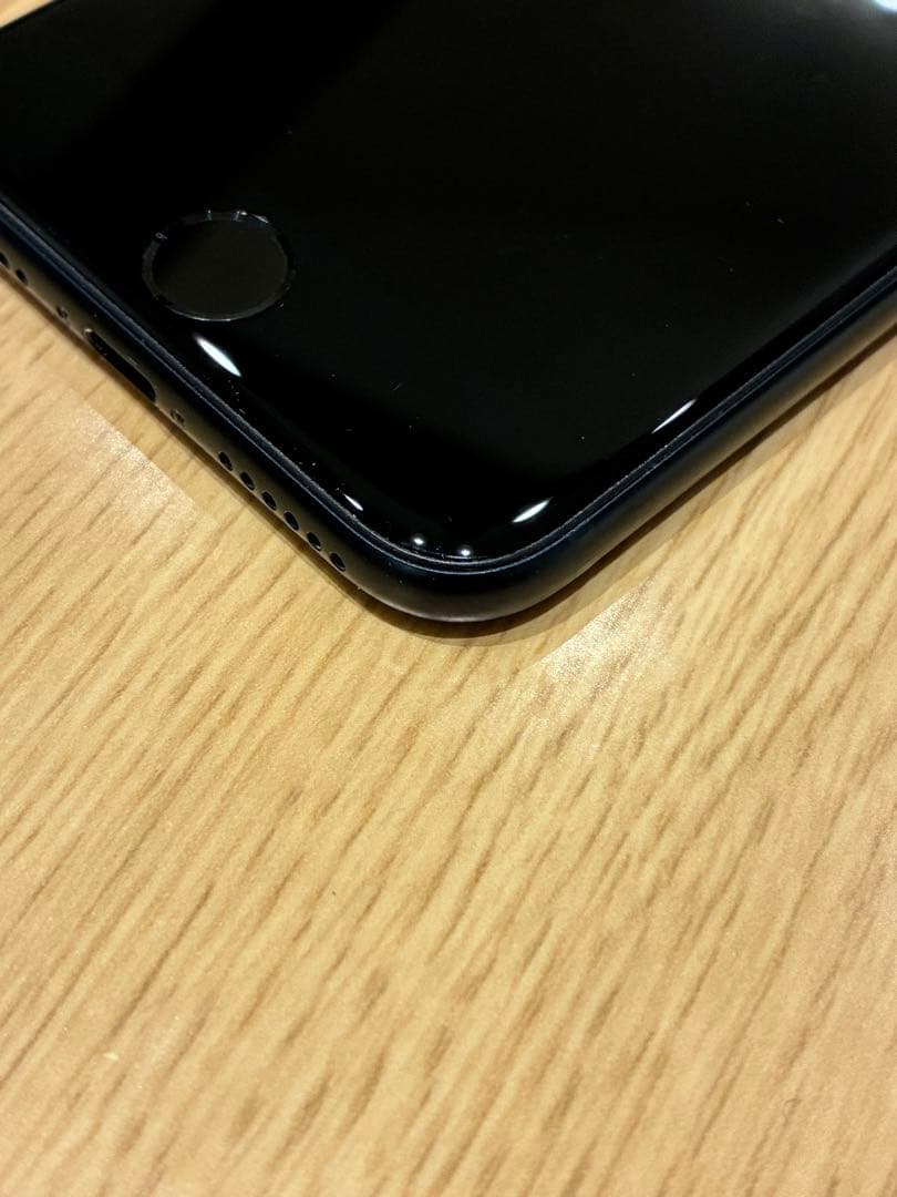 iPhoneSE 第3世代 ミッドナイト 64GB 箱あり 美品 おまけ