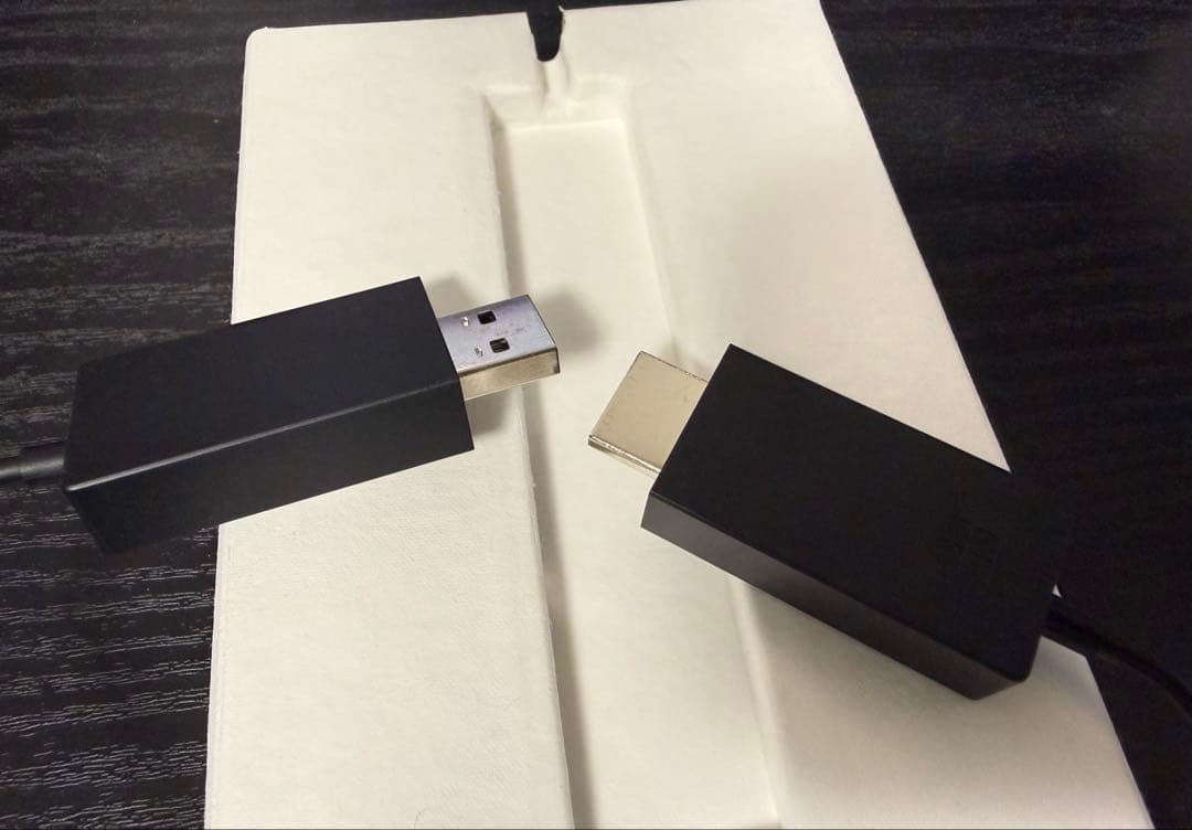 k*i様 Microsoft ワイヤレス ディスプレイ アダプター　P3Q-00