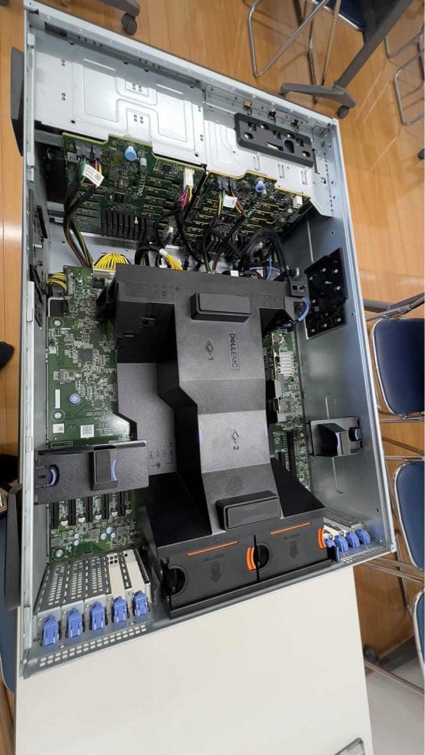 ワークステーション Dell PowerEdge T640