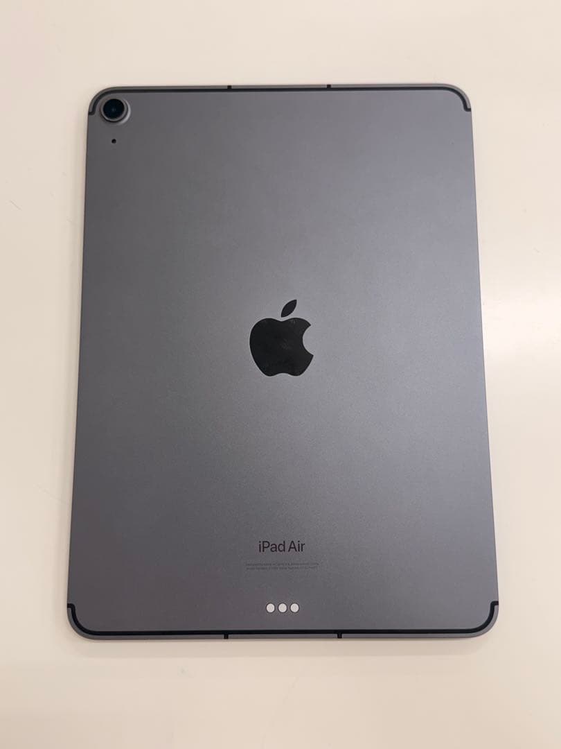 Apple iPad Air 第5世代　Cellularモデル