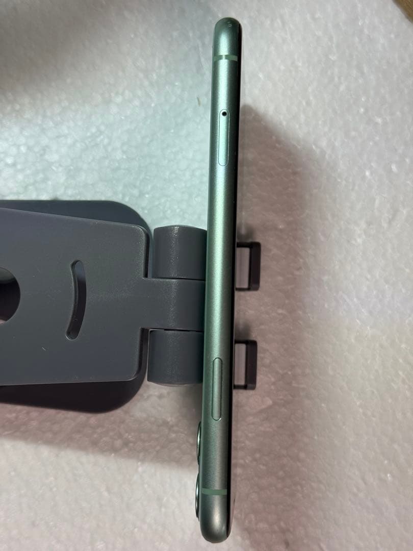 iPhone 11 64GB グリーンSIMフリー