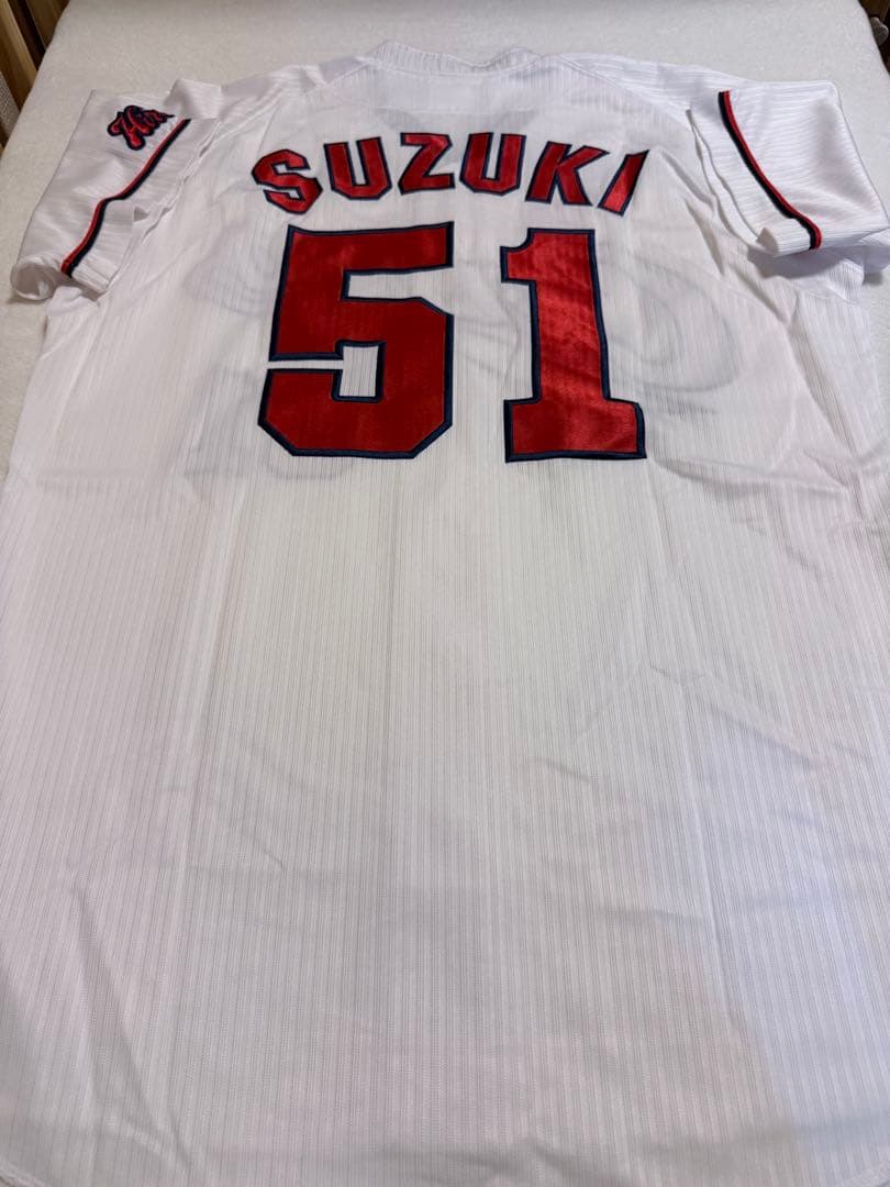 広島東洋カープ 鈴木選手 51 ハイクオリティユニフォーム M