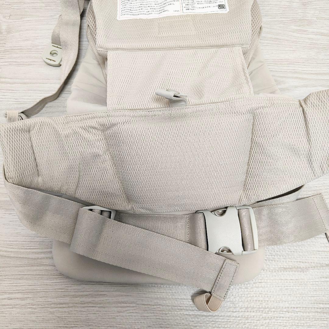 【美品】ベビーキャリアオン ピトレスク ユナイテッドアローズ 抱っこ紐 ベージュ