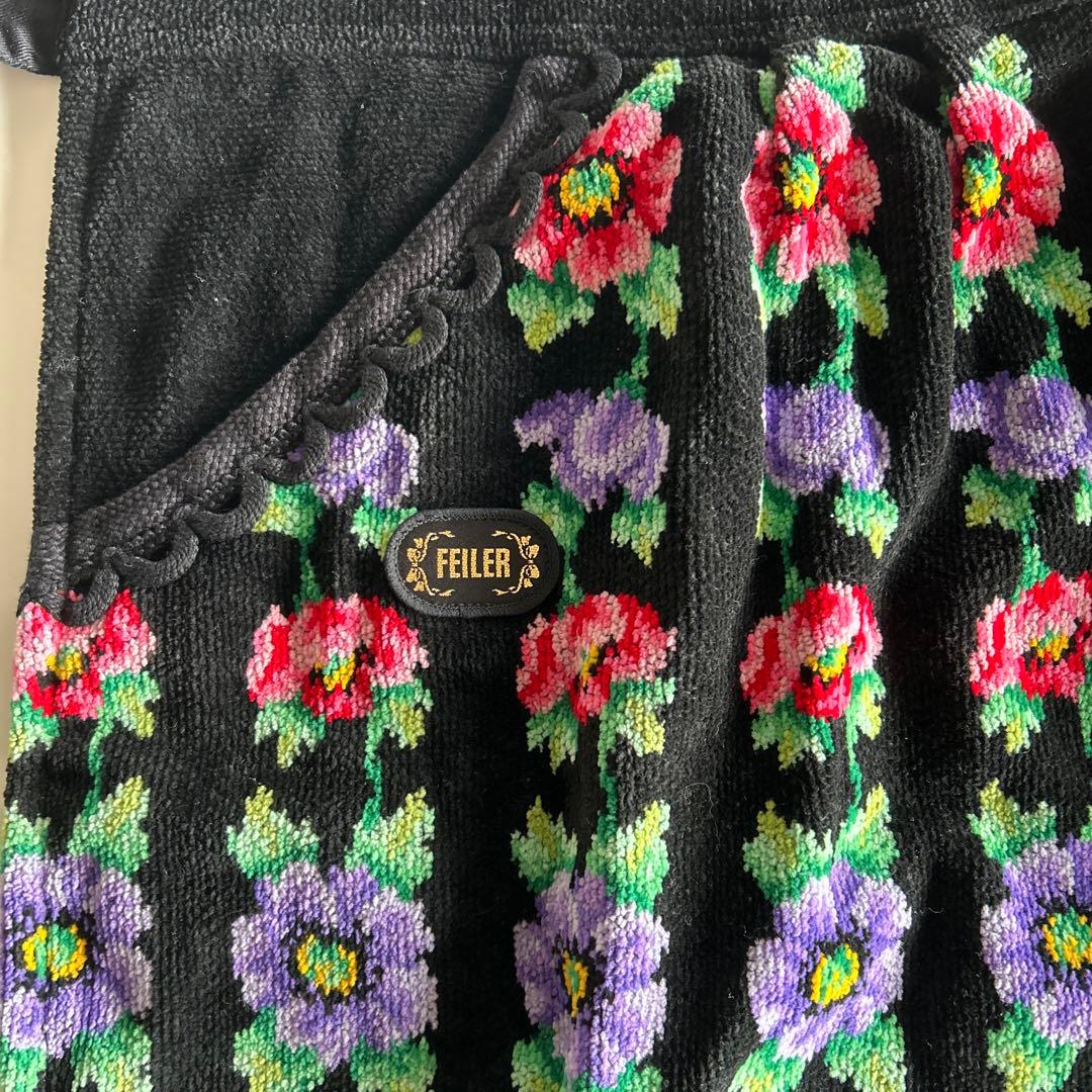 FEILER 花柄エプロン 黒