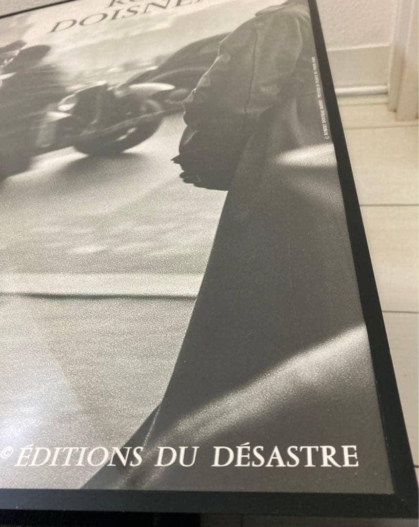 額入りポスター アンティーク ロベールドアノー　パリ市庁舎前のキス