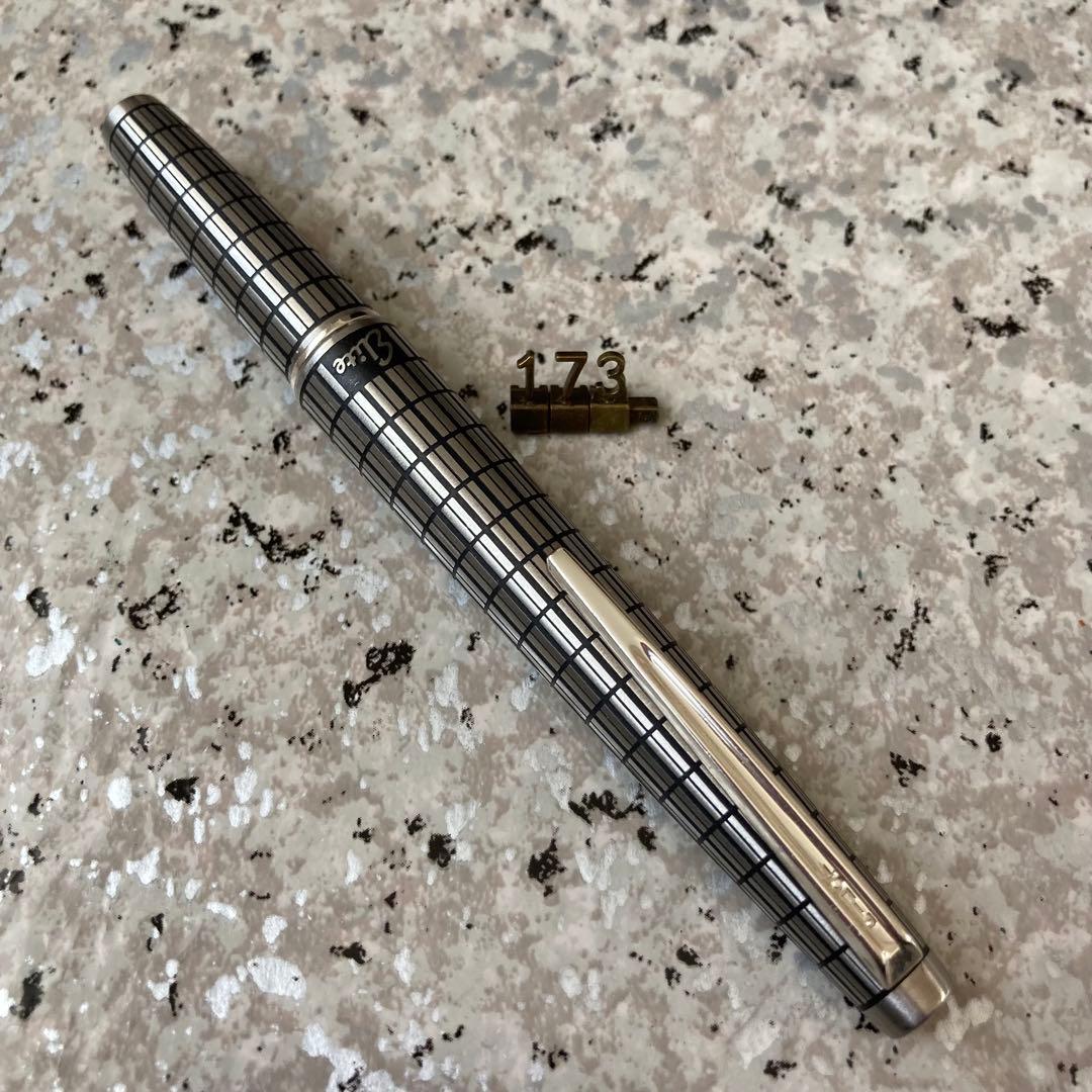 #173 オーバーホール済み 万年筆 PILOT 全格子 Elite 18k