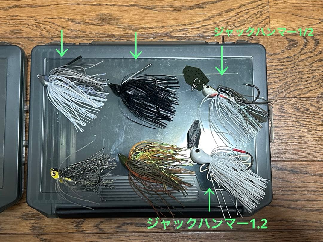 バス釣り引退セット約6万円相当　ワーム30点　ルアー28点　フック、シンカーなど