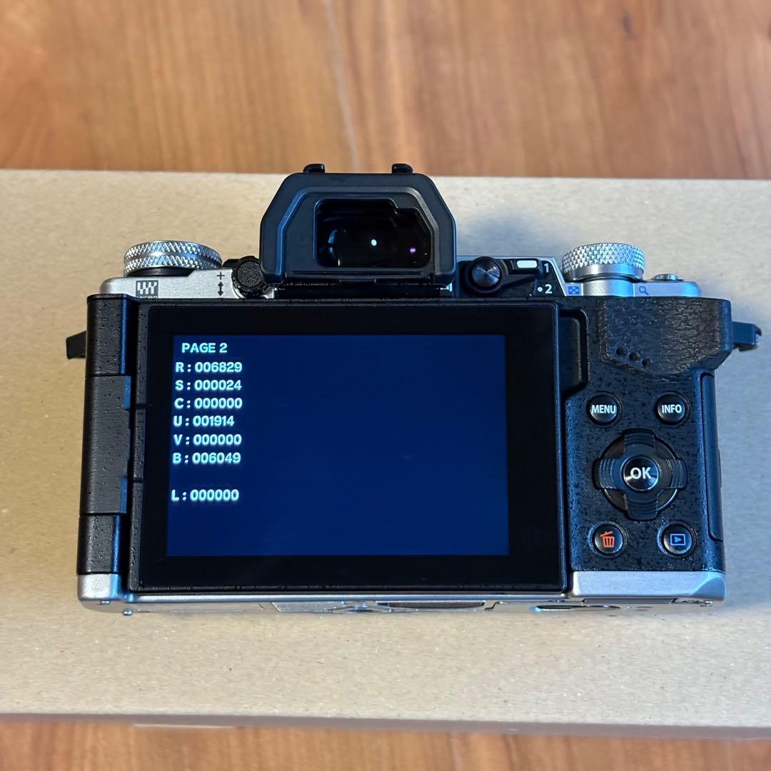 かきー【美品】OLYMPUS OM-D E-M5 MarkII シルバー