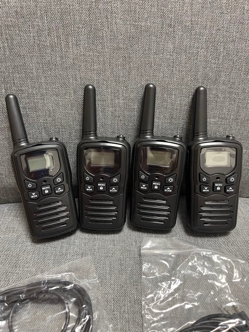 トランシーバー 4台セット　無線機 免許不要 本体