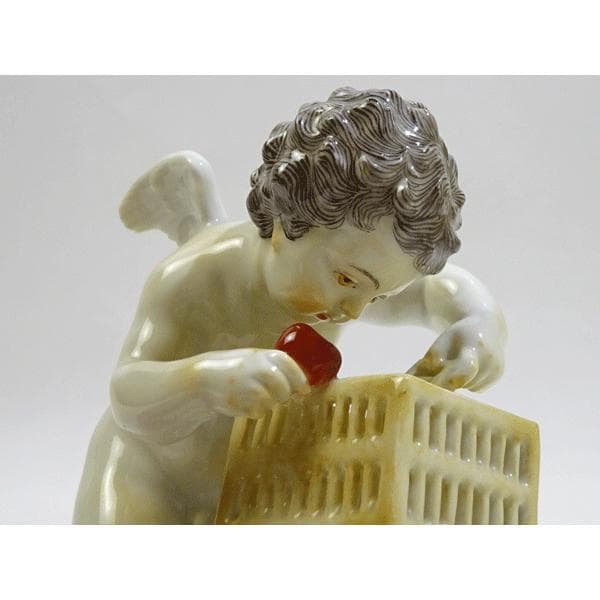 新品マイセン フィギュリン  天使シリーズ 60215