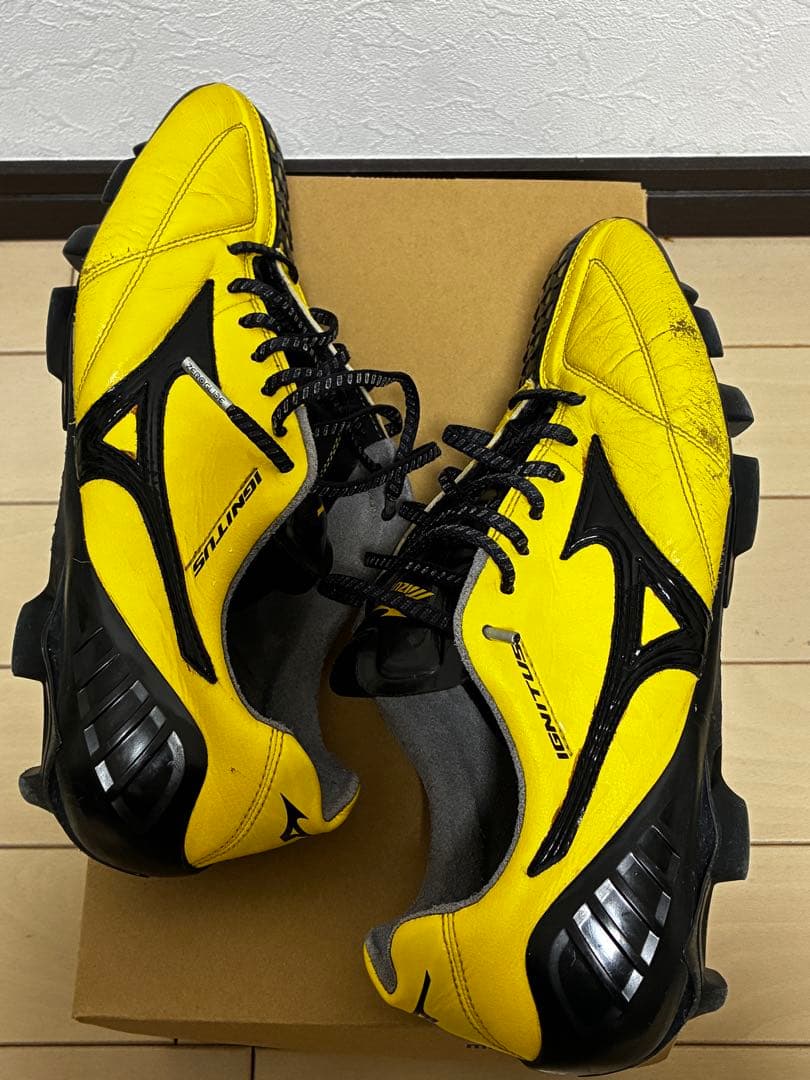 Mizuno イグニタス限定モデル