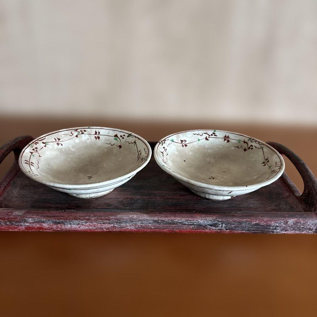 藤田佳三氏作 赤絵花柄装飾の鉢2個セット