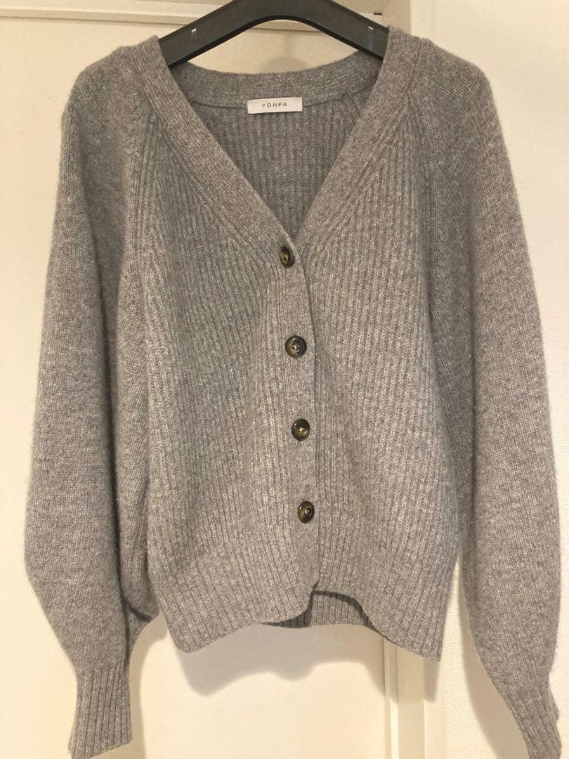 YONFA ウールVネックカーディガン (gray)