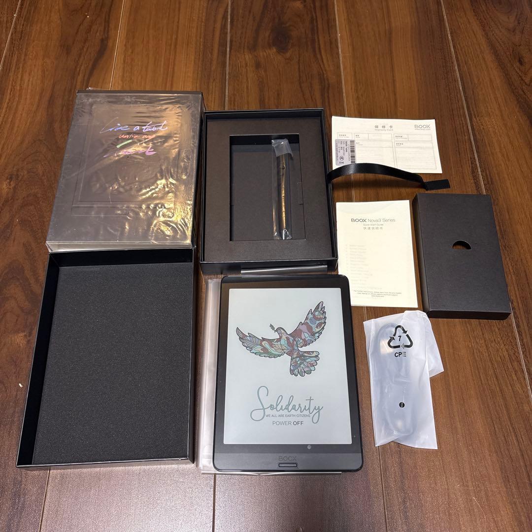 電子書籍リーダー本体 Onyx BOOX Nova3 Color