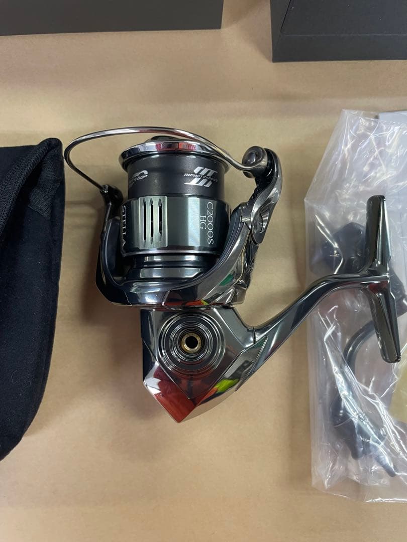 未使用22 ステラ2000SHG シマノ　STELLA