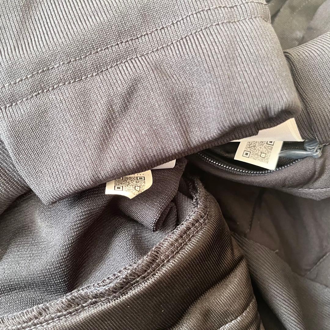 新品★84,700円 PGG パーリーゲイツ 中綿セットアップ 黒系ネイビーＳM