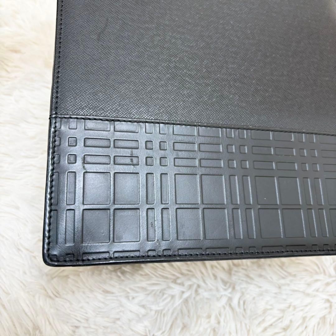 バーバリーロンドン サフィアーノレザー ノバチェック 冠婚葬祭 黒