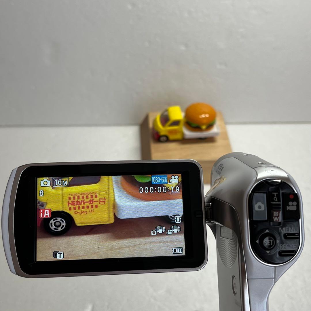 ☆極美品☆PanasonicデジタルムービーカメラHX-DC3(W)