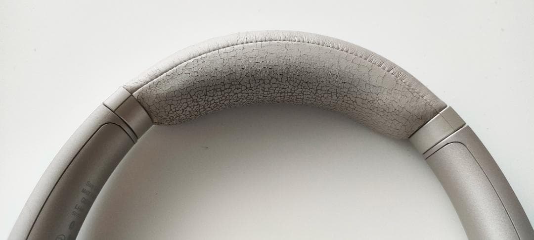 ワイヤレスノイズキャンセリング ヘッドホン WH-1000XM3 シルバー