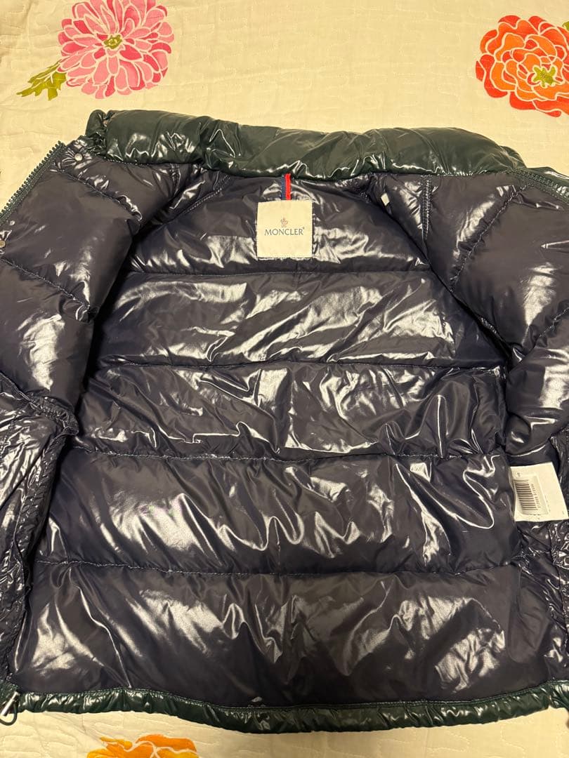 MONCLER グリーン ダウンジャケット⇒最終値引き‼️