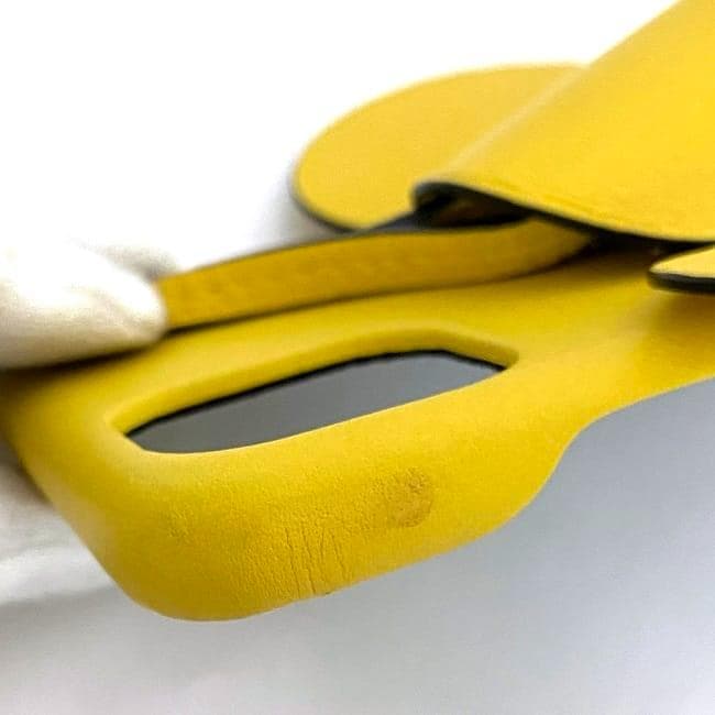 ロエベ iPhone 11 PRO MAX ケース イエロー f-21207