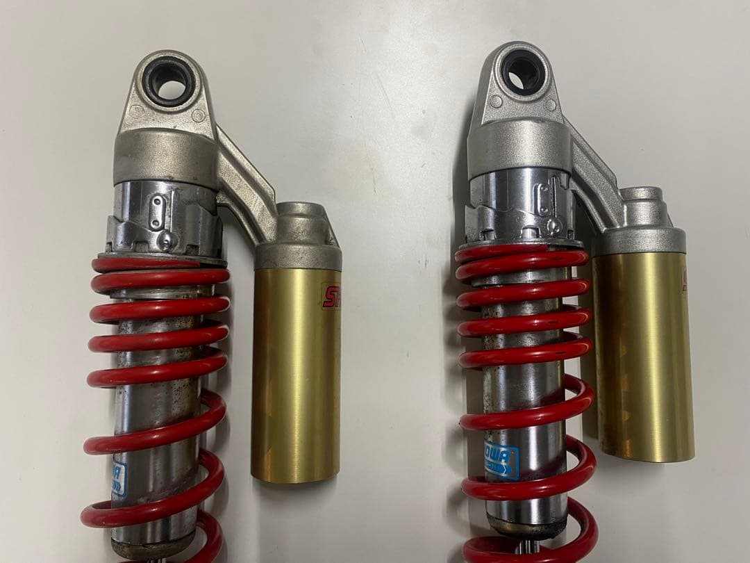 CB750 (RC42) 純正リアサスペンション