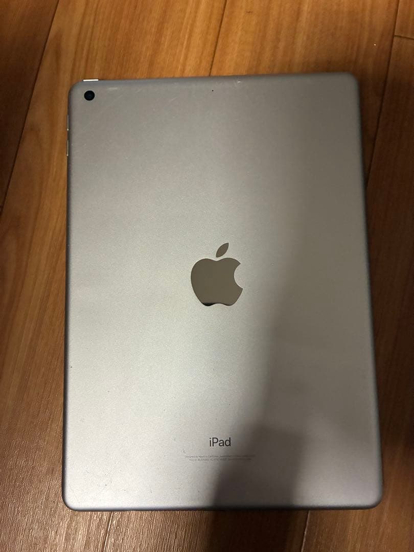 iPad 10.2インチ シルバー 本体(第6世代128GB) 値引き交渉可