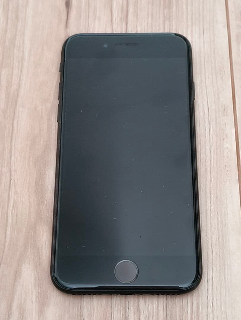 iPhone se2 第二世代 第2世代 アイフォン アイホン ブラック 黒