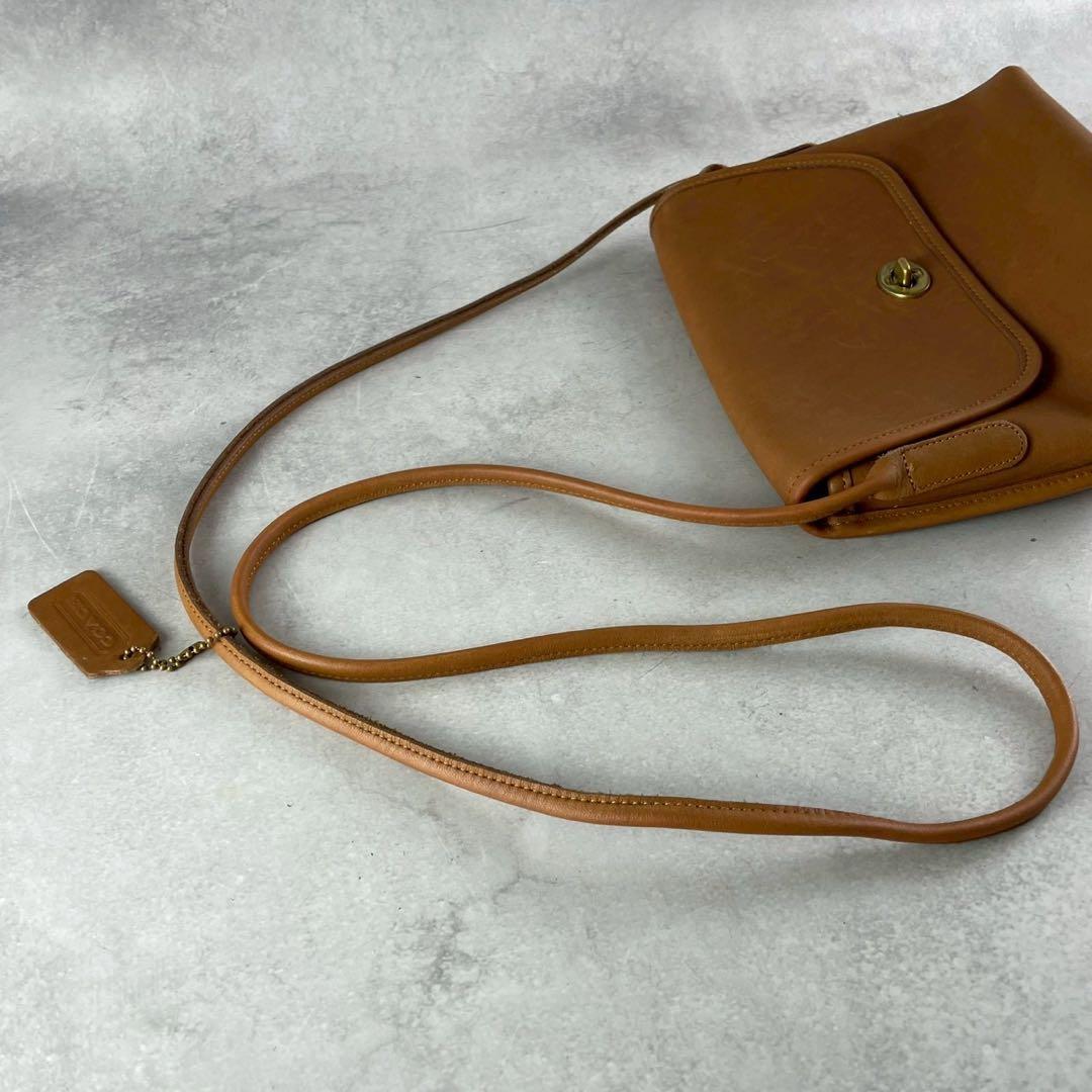 ✨美品✨オールドコーチ　ショルダーバッグ ターンロック　レザー　ブラウン