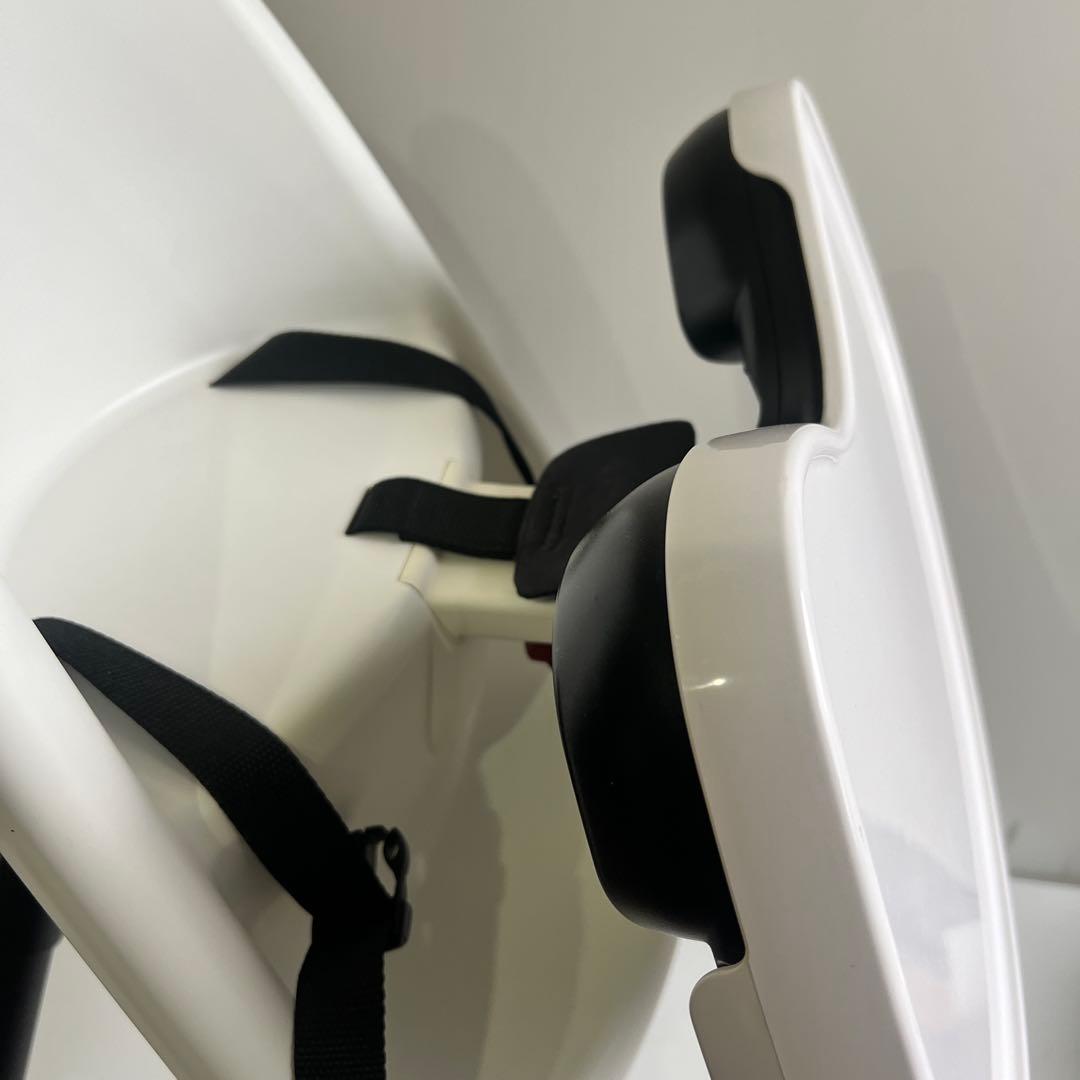 美品　BABYBJÖRN ベビーチェア ホワイト