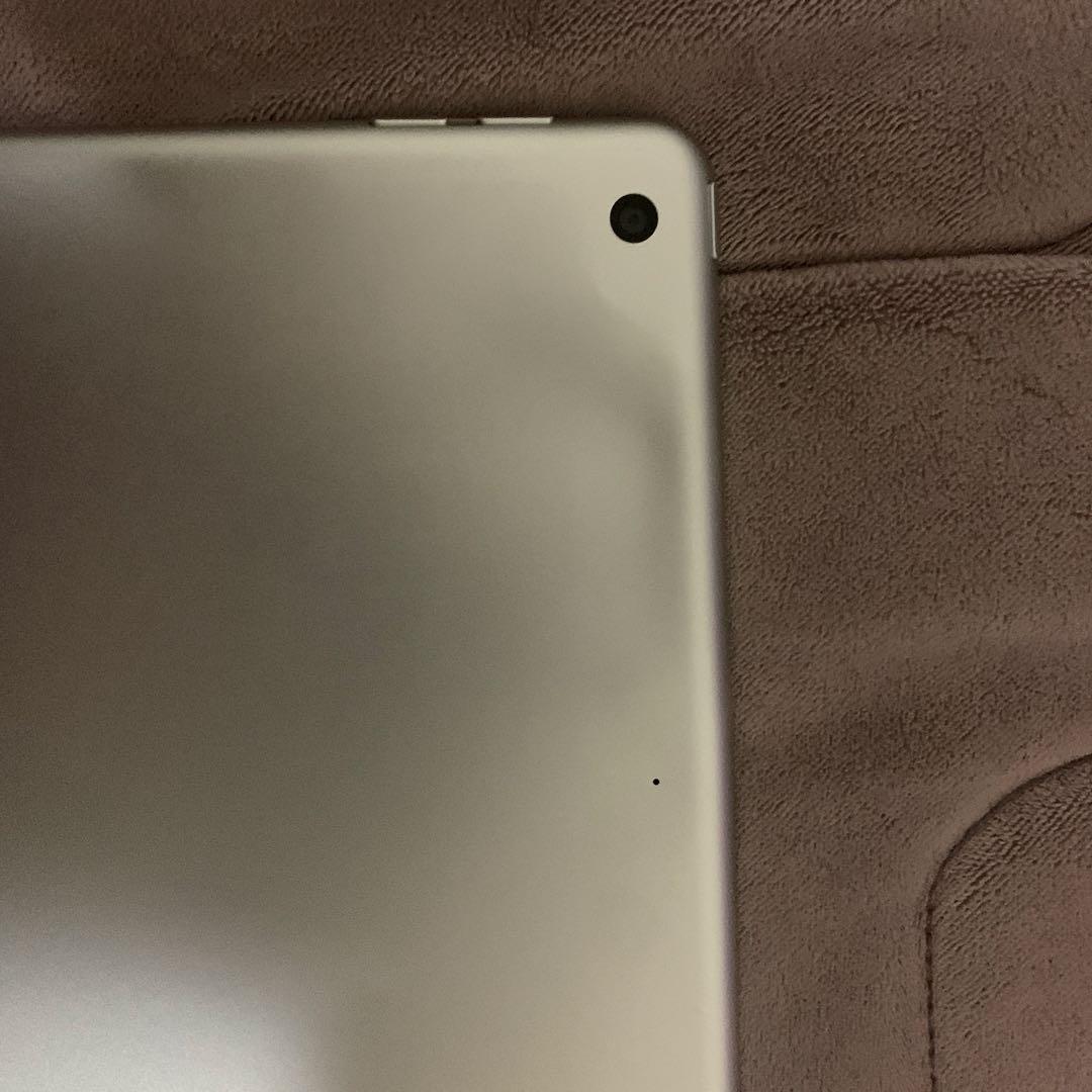 iPad Wi-Fiモデル 本体iPad代9世代