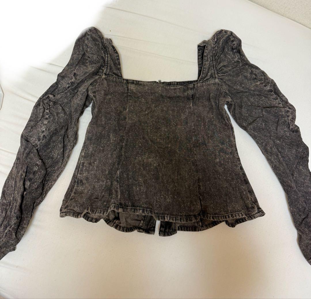 パフスリーブ ダークグレー デニムジャケット