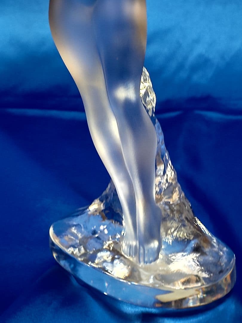 ラリック クリスタル裸婦像 ダンスーズ 踊り子の彫刻 フランス製