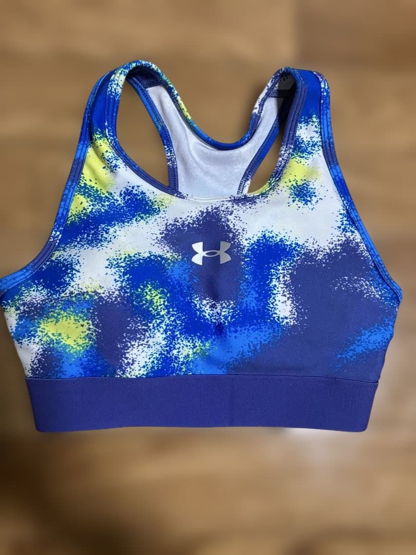 Under Armour ライトブルータンクトップ