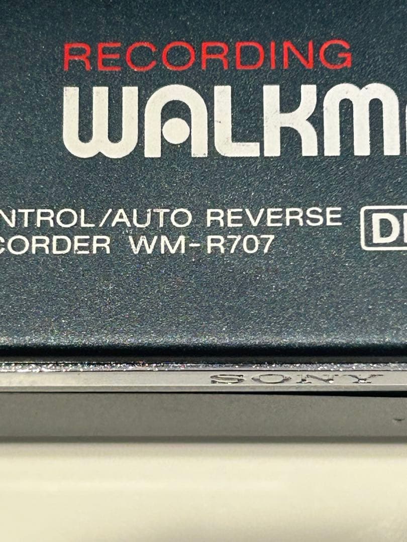 ポータブルプレーヤー Sony Walkman WM-R707&WM2