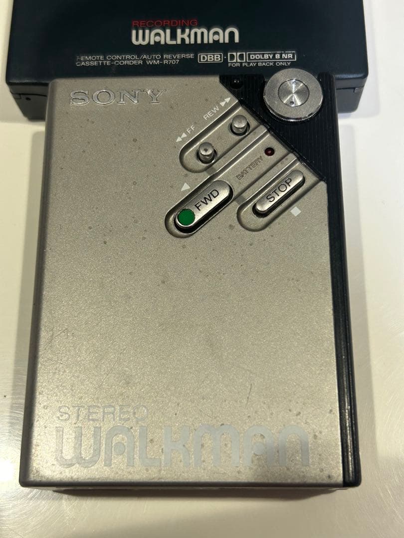 ポータブルプレーヤー Sony Walkman WM-R707&WM2