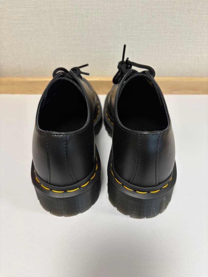 【未使用美品】ドクターマーチン ショートブーツ 厚底 3ホールレディース