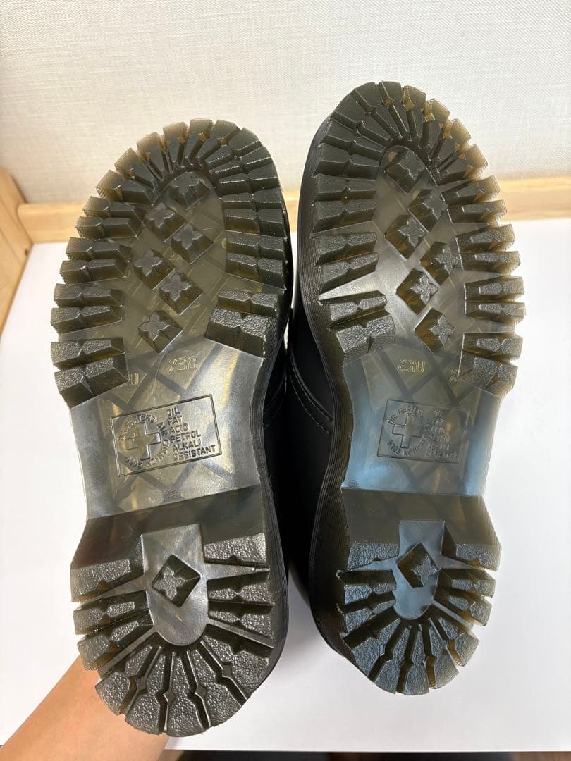【未使用美品】ドクターマーチン ショートブーツ 厚底 3ホールレディース