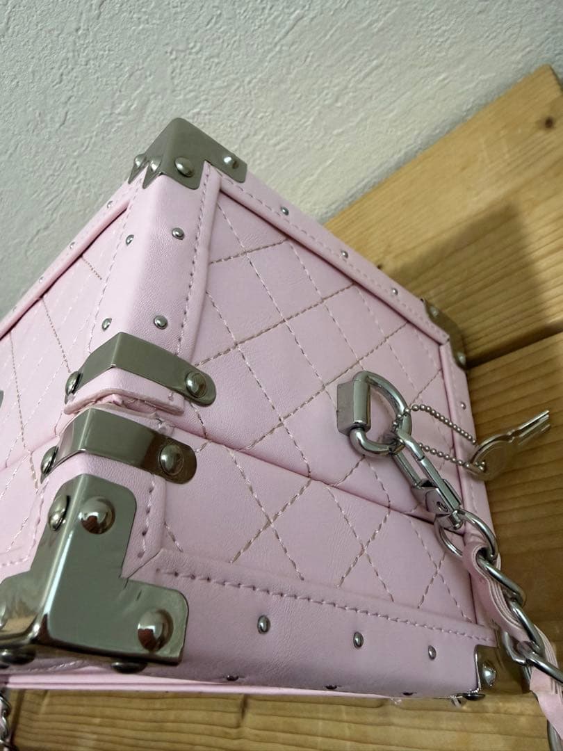 エンジェル ドゥミセック ロゼ ピンク シャンパン　鍵あり　美品　新品未開封