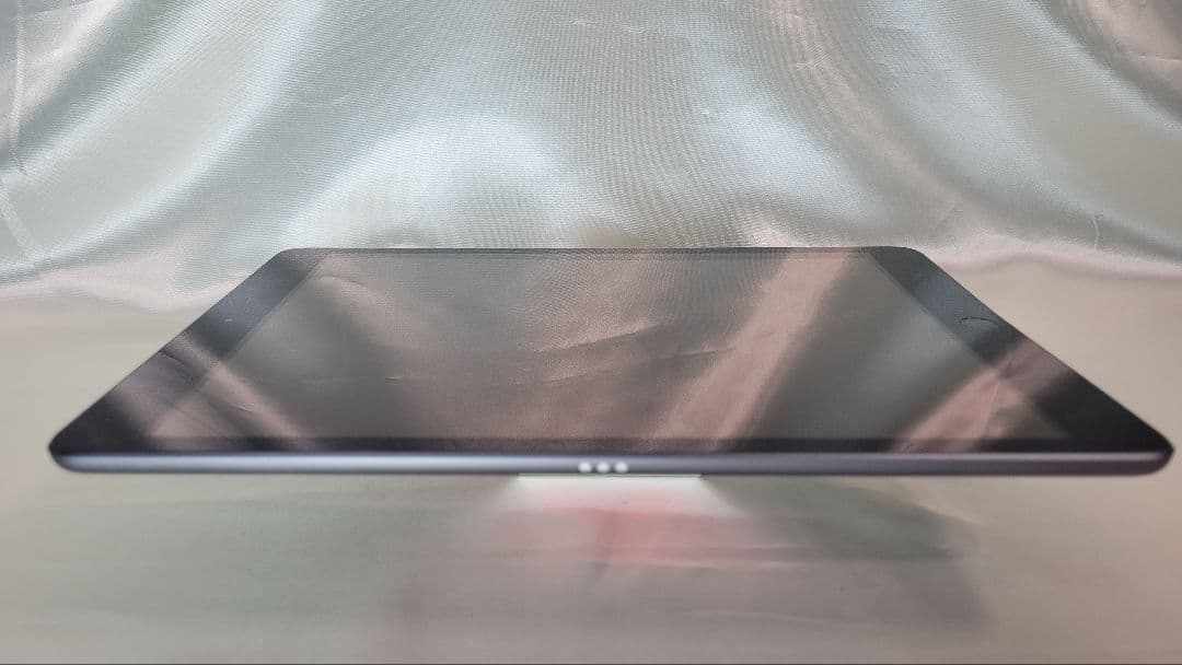 iPad 第7世代 A2197 32GB Wi-Fiモデル 動作品