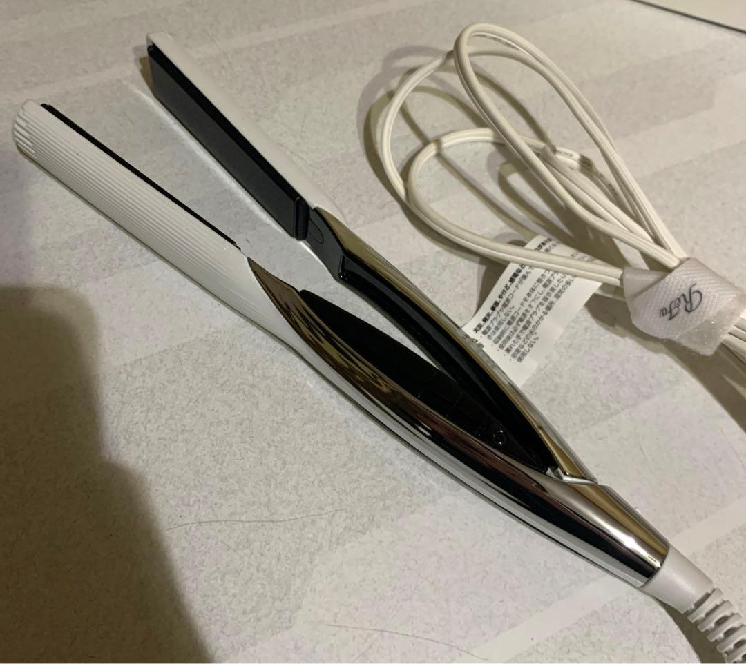 リファ　ReFa ストレートアイロン