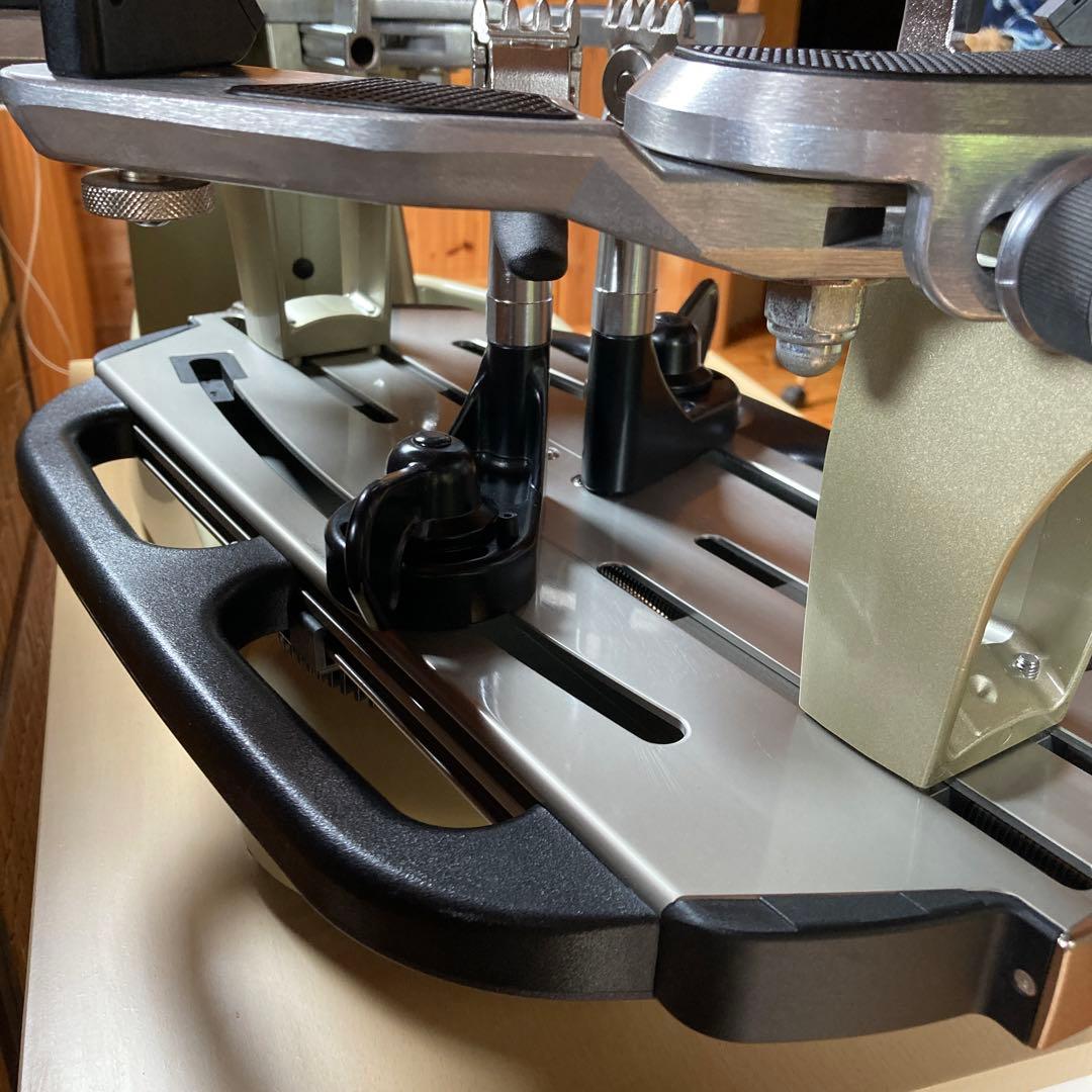 t*i様 トアルソン ストリングマシン X-ESi 電動ガット張り機