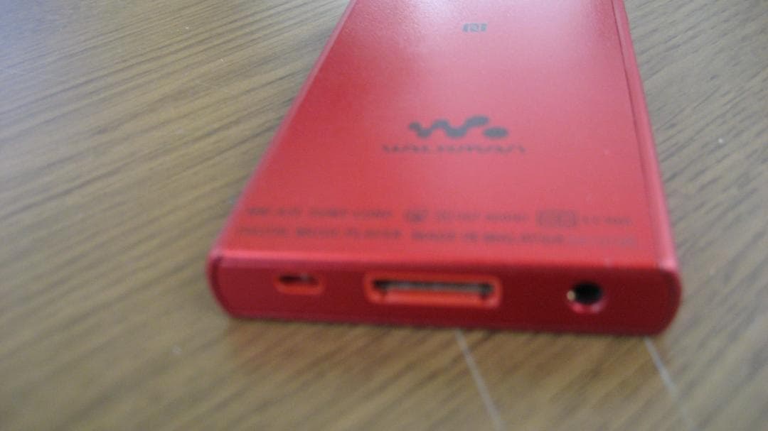 美品　SONY Walkman NW-A35 バッテリー良好 レッド