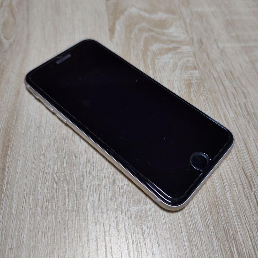 iPhone SE3 (第3世代) スターライト 本体と付属品